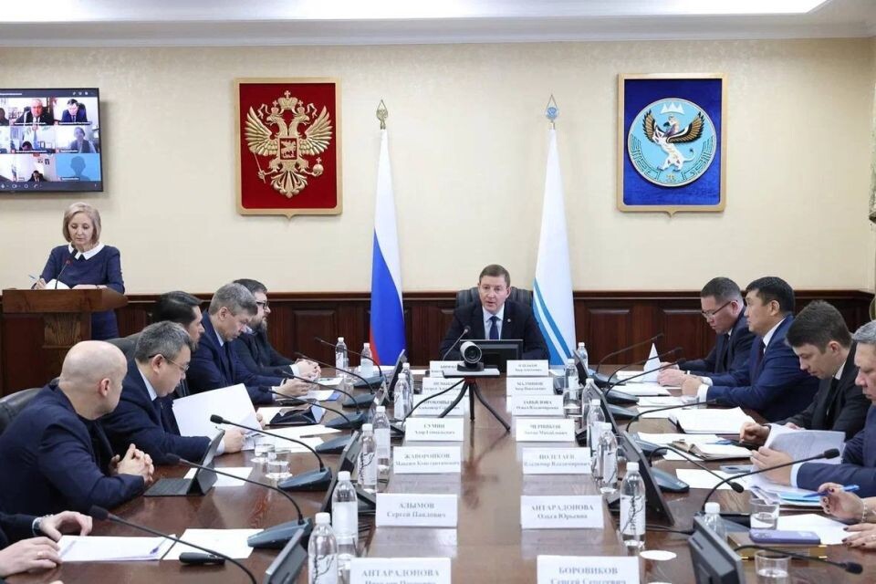    Заседание правительства Республики Алтай. Источник: t.me/turchak_andrey