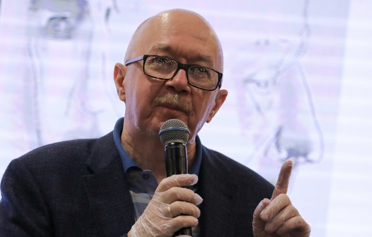    Денис Драгунский  Софья Сандурская/Агентство "Москва"