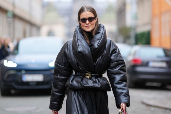 Хотите узнать главные модные тренды зимней одежды на 2025-1 год? Только мы вам о них расскажем!