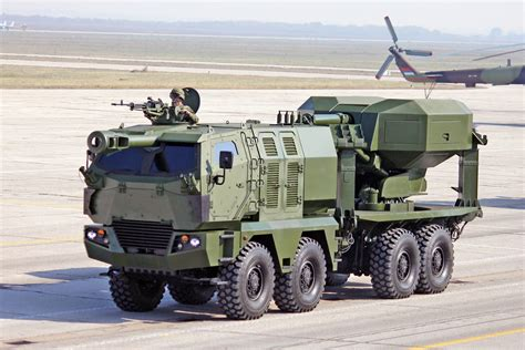 NORA B-52 M21 на шасси MAN TGS 8x8: