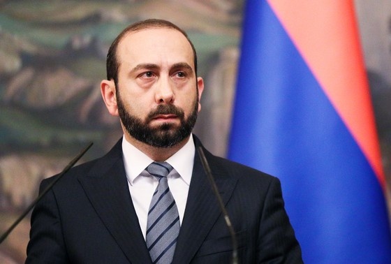    Арарат Мирзоян