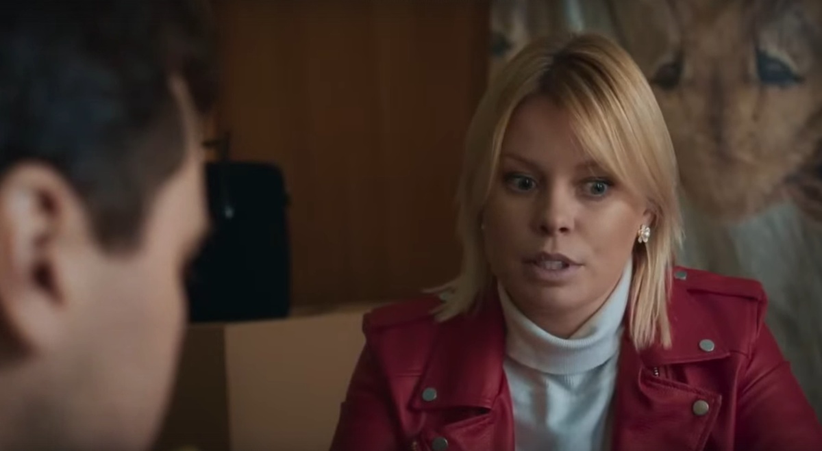 Скриншот из сериала "Я заберу твою семью"