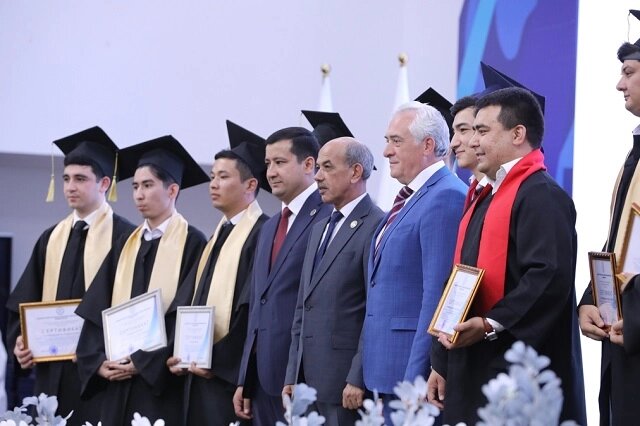    Фото: пресс-служба УрГЭУ