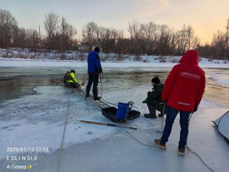    В Оренбурге утонувшего в августе прошлого года мальчика ищут с помощью подводного дрона Андрей Севостьянов