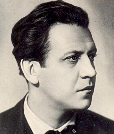 Андрей Попов