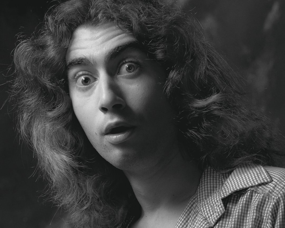 Приказ отменил, а денег нет. Источник фото https://loon.site