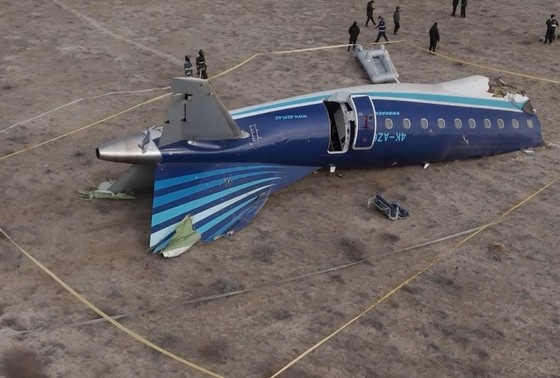    Крушение самолета под Актау