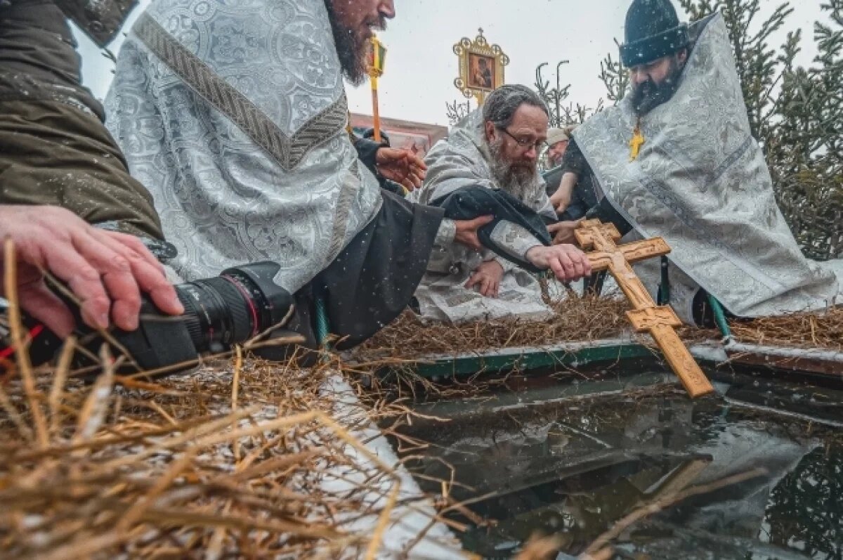    В Томской области проверяют качество воды в крещенских купелях