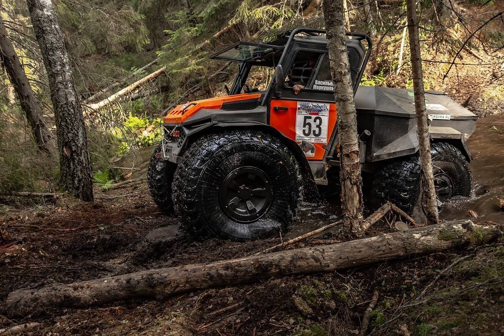 Экипаж #2 заводской команды «TINGER TEAM»