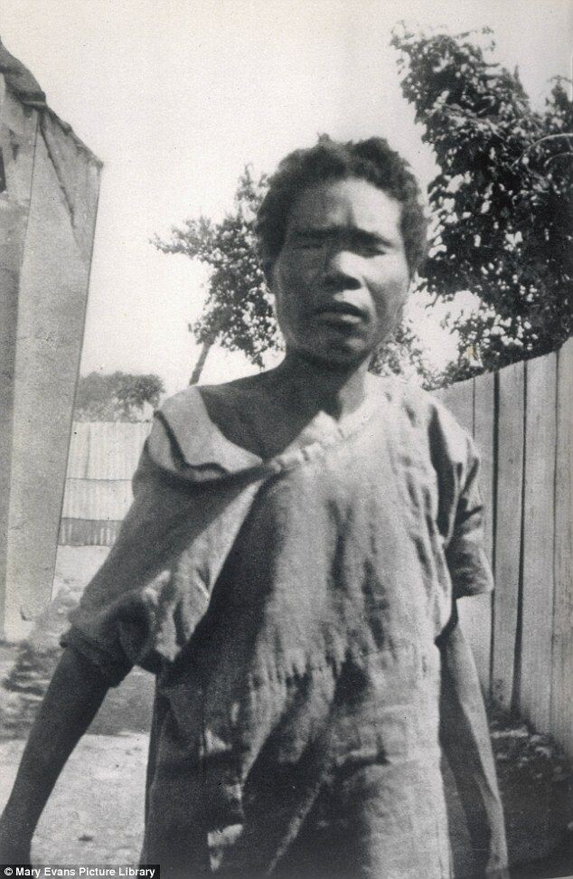  Фелиции Феликс-Ментор