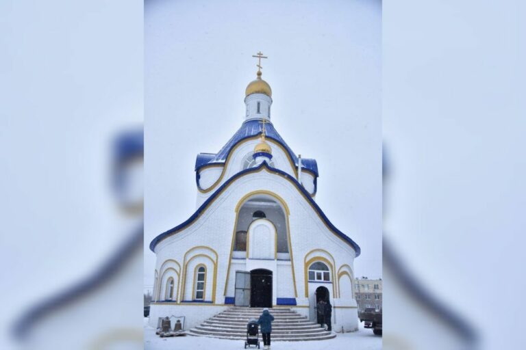    В Нежинке освятили колокола нового храма Александра Невского Кристина Просвиркина