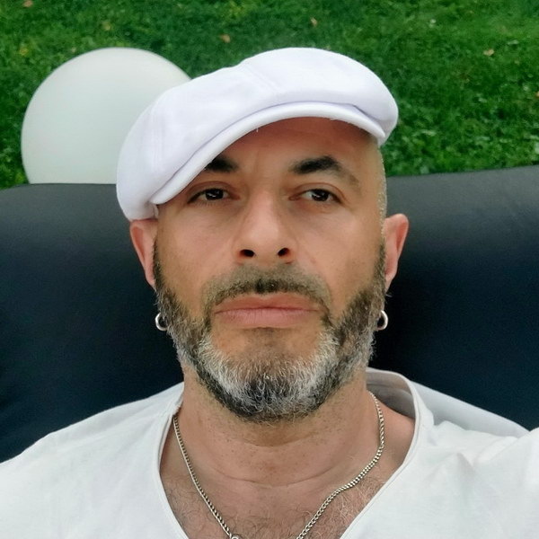     Театр «Шалом» переезжает в Центр Мейерхольда