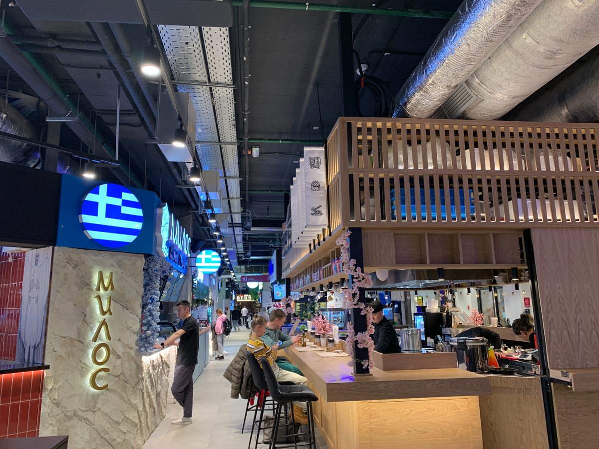 Фудхолл GREMM (про корнер Милос я как раз писал в прошлый раз)