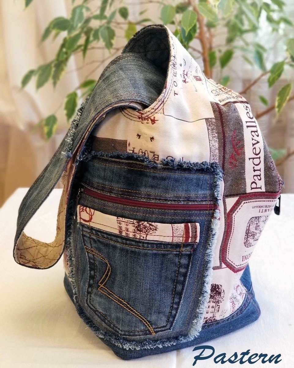 Вот такая сумочка из различных джинсовых кусочков