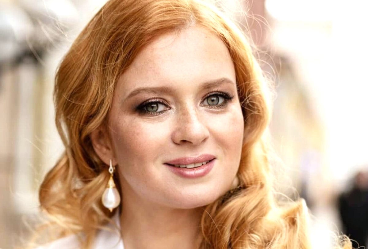 на фото Екатерина Копанова 