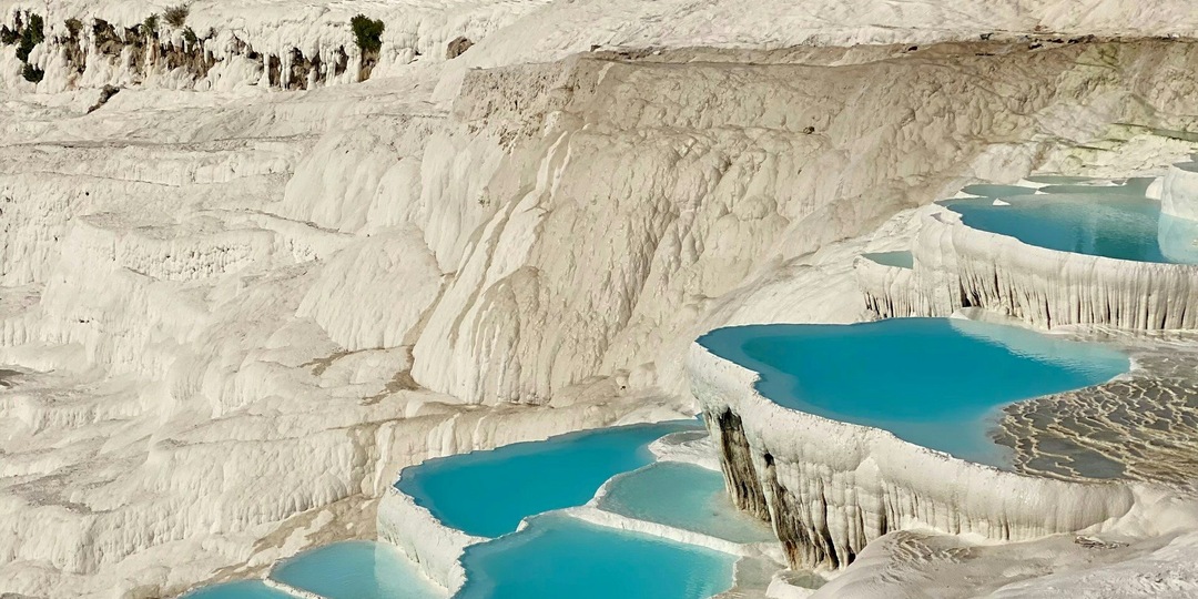 Куда дешево полететь зимой за границу: 10 самых бюджетных направлений