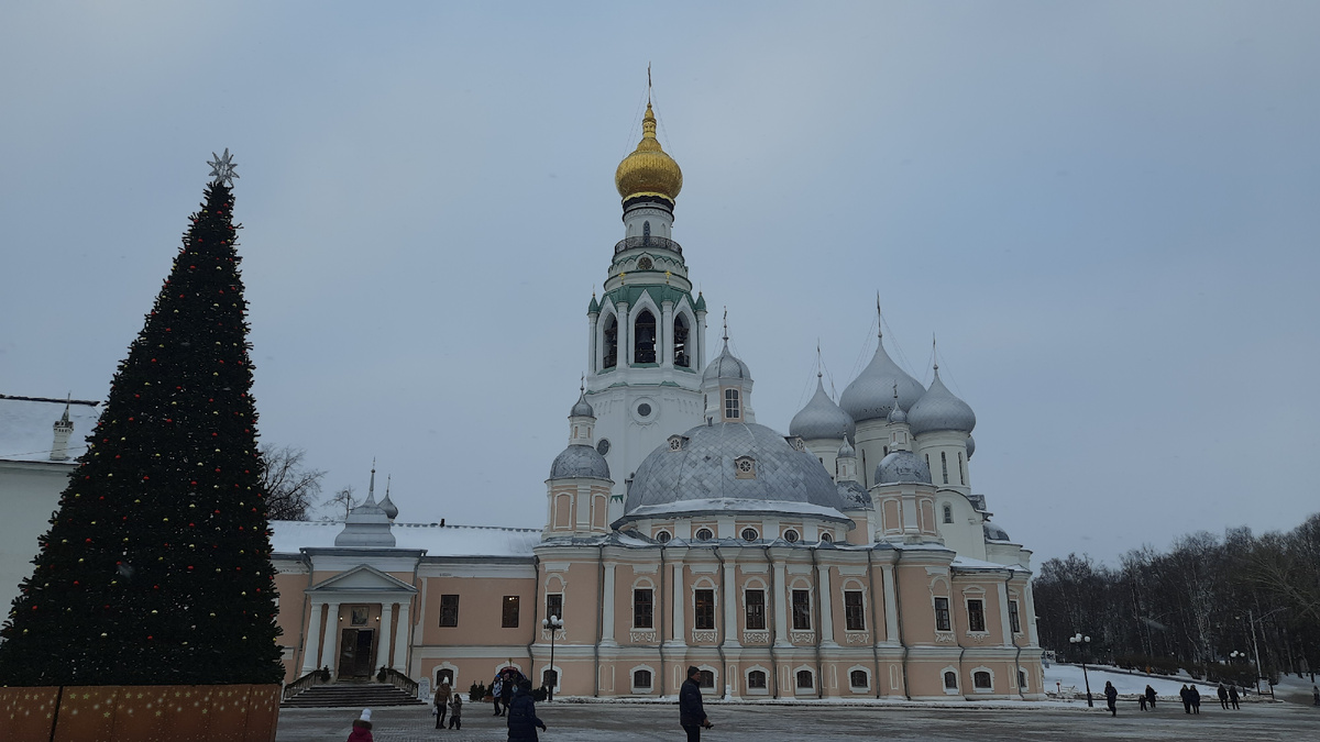 Листайте галерею