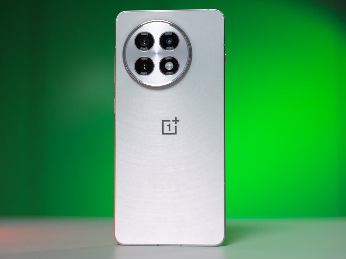    Идеальный субфлагман? Первые тесты OnePlus 13R в зарубежных СМИ