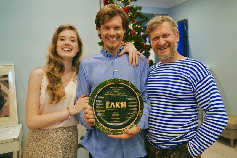 Кадры со съёмок «Ёлки 11». Фото: Агентство «Эффект бабочки». Фотография взята из открытых источников.  📷
