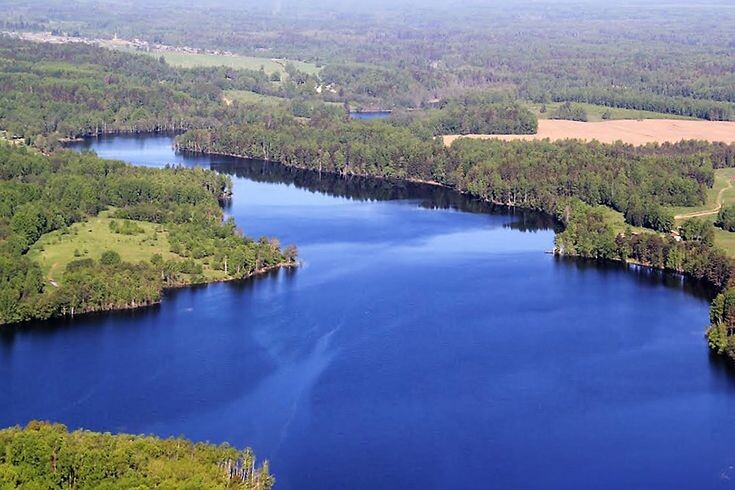 Озеро Бросно. Тверская область. Фотоматериал: ru.pinterest.com