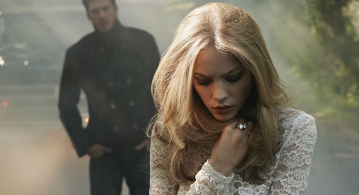 В итоге: - "со слезами на глазах призналась, что разлюбила"