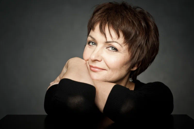 Елена Чарквиани