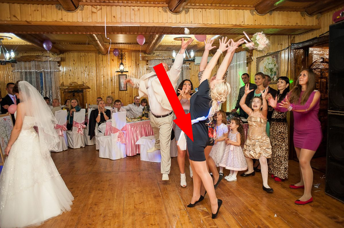    Кринж и любовь: свадебные традиции 90-х, которые теперь моветон