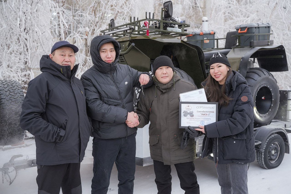     Фото: Telegram-канал мэра г. Якутска Евгения Григорьева