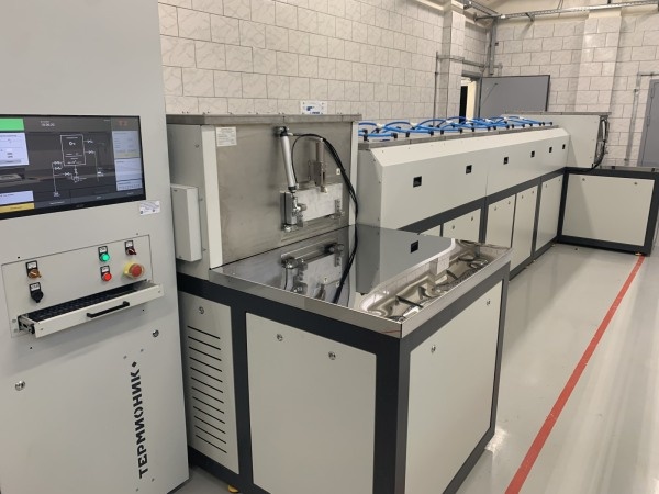 Печь водородного восстановления и спекания непрерывного действия  📷
