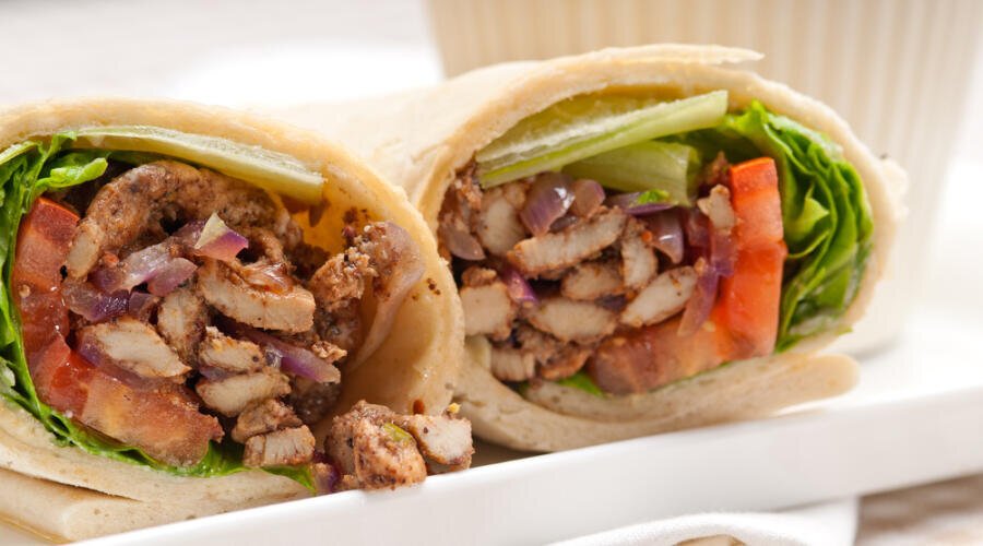    Кто придумал шаурму? Фото: keko64, по лицензии shutterstock.com