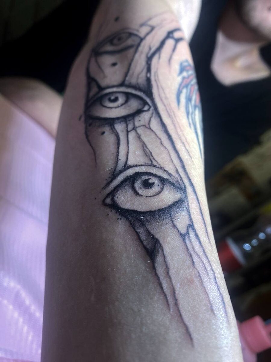 Тату на моей руке