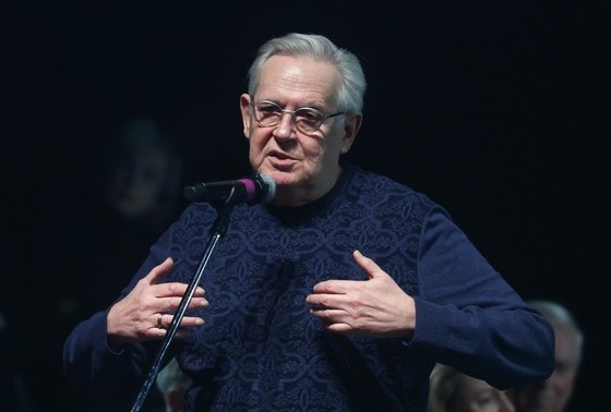    Юрий Стоянов