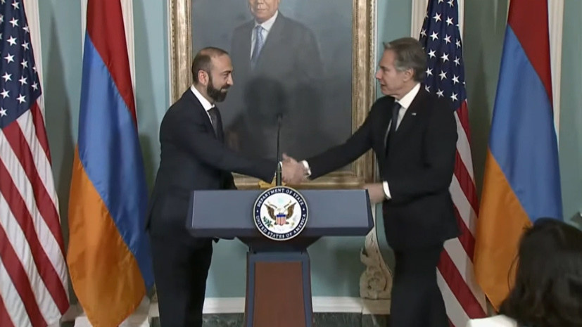     Госсекретарь США Энтони Блинкен и глава МИД Армении Арарат Мирзоян  U.S. Department of State
