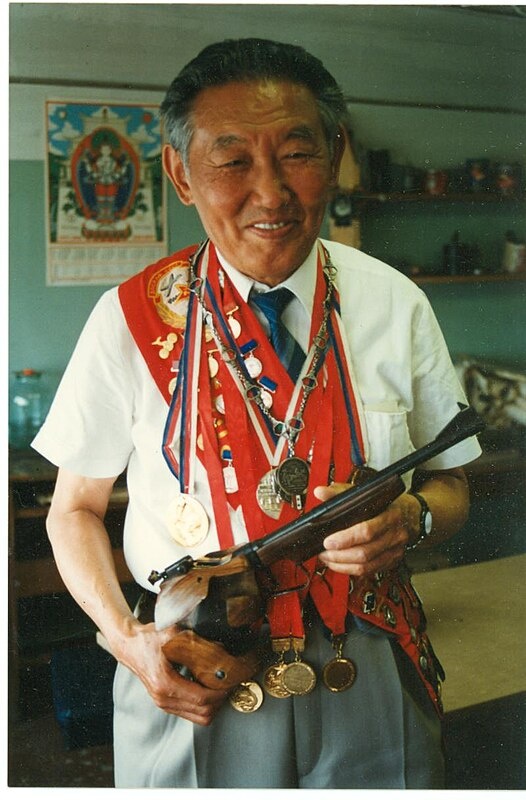 Ефим Леонтьевич Хайдуров (1925-2012)