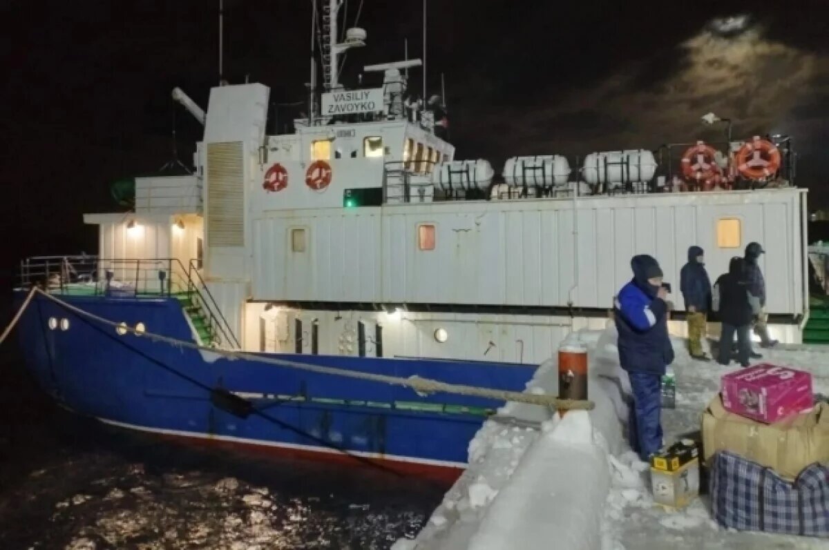    В Никольское на Камчатке доставили 40 тонн продуктов и почту