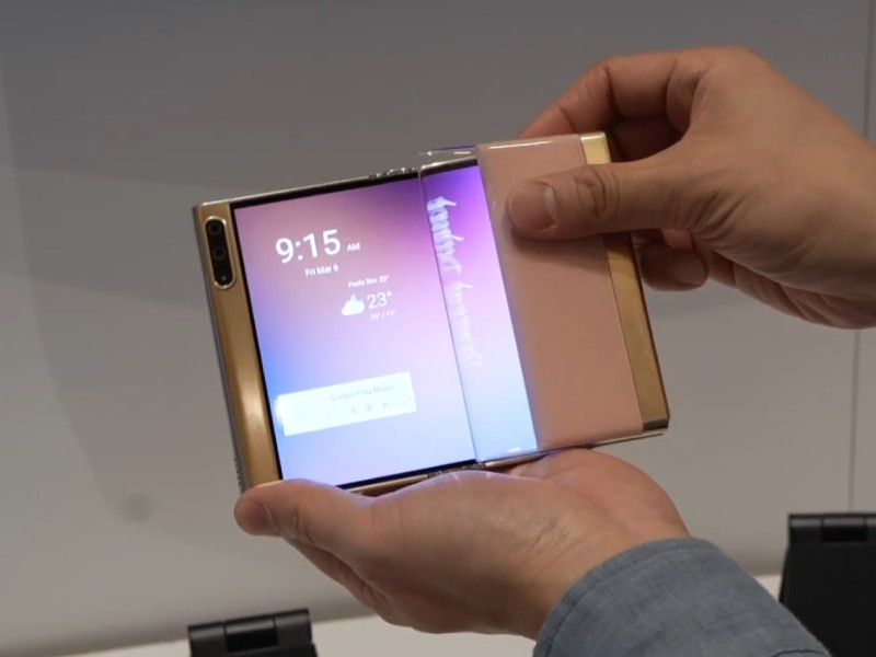    Названы главные особенности тройной раскладушки Samsung