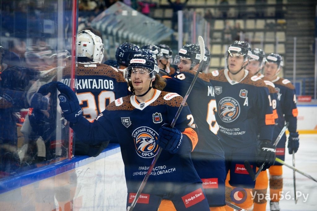    Сегодня ХК «Южный Урал» в Туле сразится с командой «АКМ»