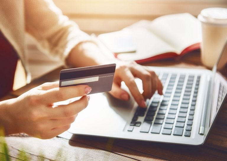    Жители Орска за новогодние праздники перевели мошенникам более 2,8 млн рублей Оренбуржье