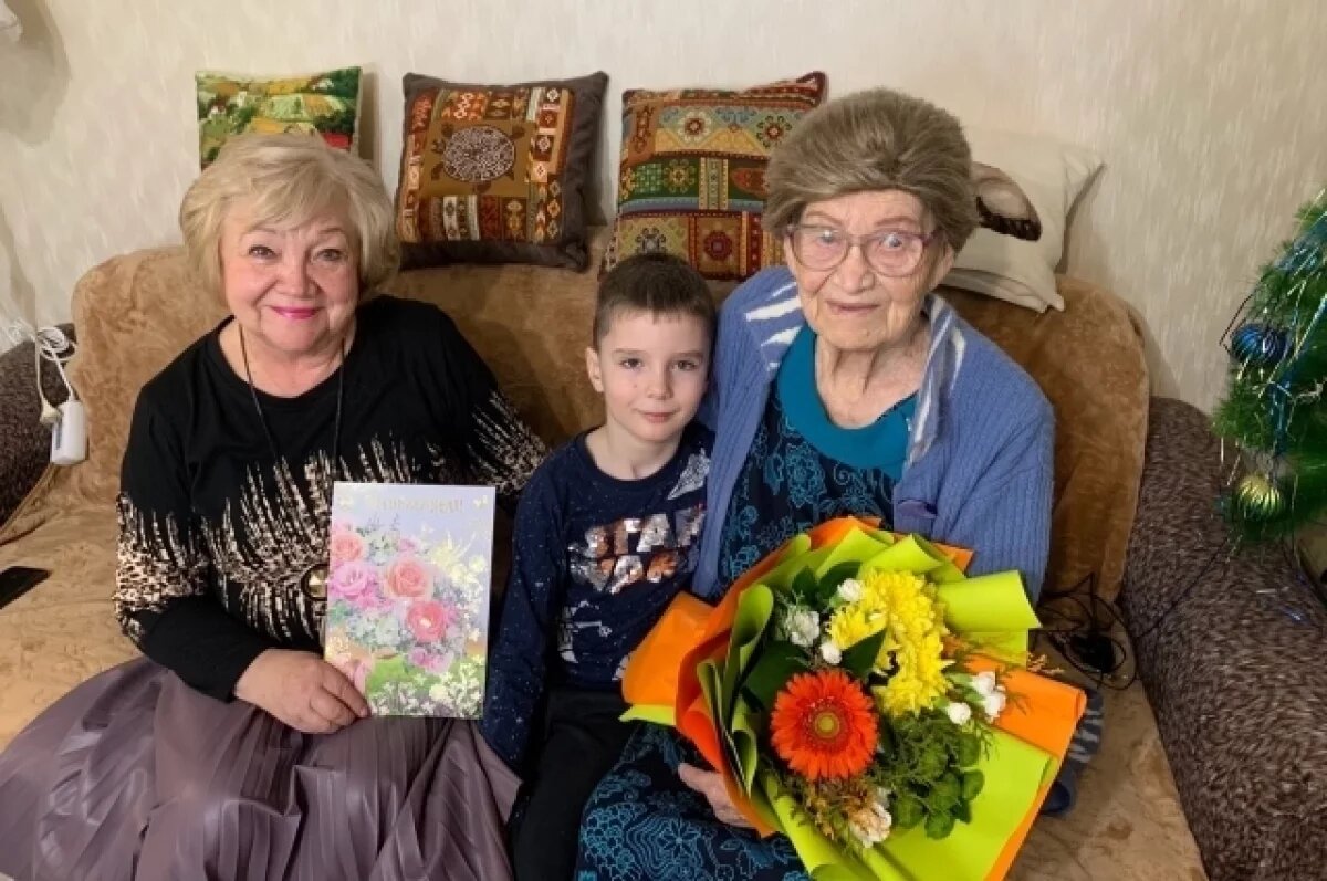    Нина Михайловна интересуется всем, что происходит в городе