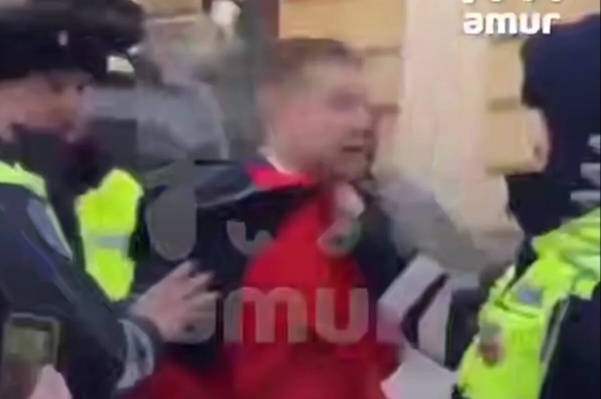    Мужчина, протаранивший храм во Владивостоке, угнал машину