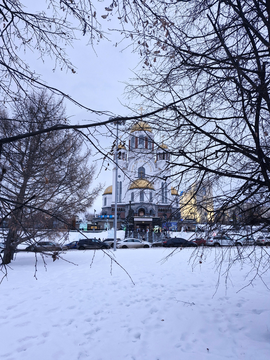 Храм-на-Крови, фото автора, январь 2025 года