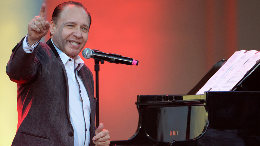     «Работа в кино — это всегда непросто, простых задач не бывает. Если ты хочешь получить хороший результат, то это требует усилий», — говорил Максим Дунаевский РИА Новости Сергей Пятаков