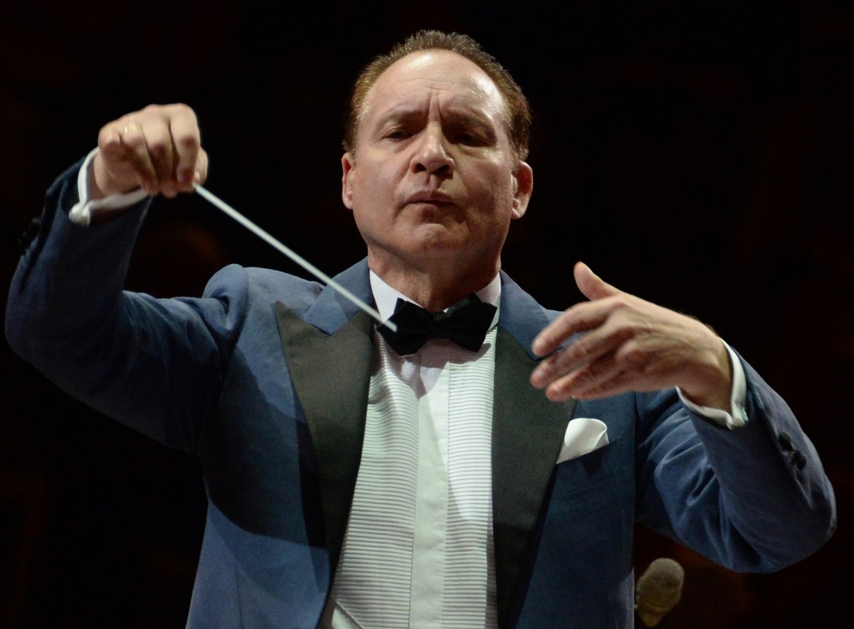    Максим Дунаевский родился 15 января 1945 года. Его отец Исаак Дунаевский был известным композитором, а мать Зоя Пашкова — солисткой балета Московского театра оперетты / РИА Новости / Кирилл Каллиников