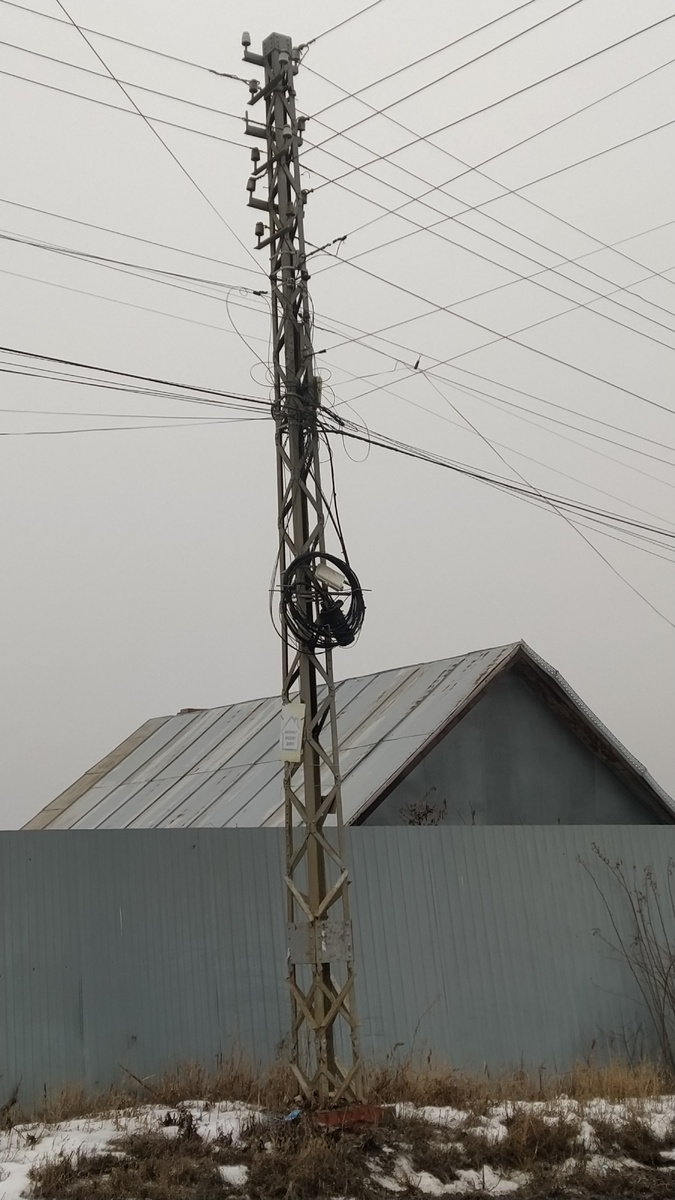 Очень старый столб