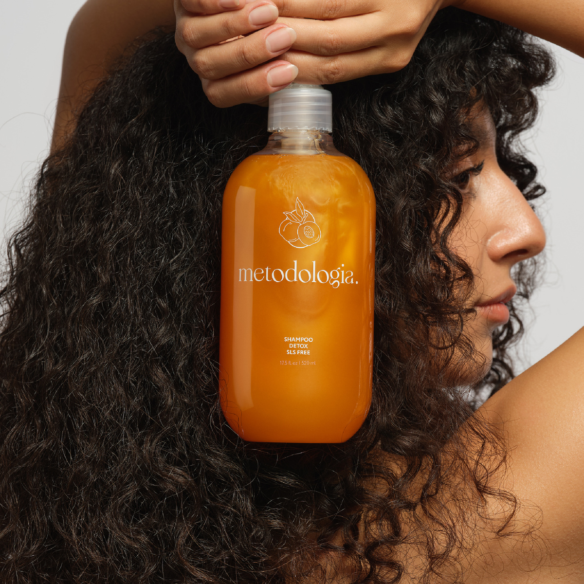 Бессульфатный шампунь и бессиликоновый бальзам metodologia DETOX SLS, SLES-FREE