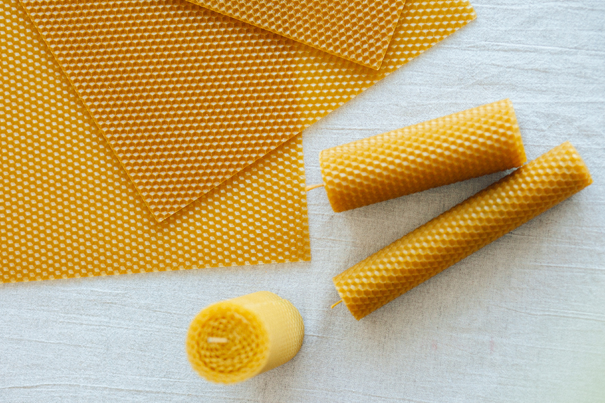 Натуральная неокрашеная вощина