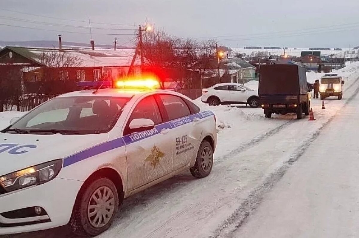    На Урале водитель иномарки задавил пешехода, лежащего на проезжей части