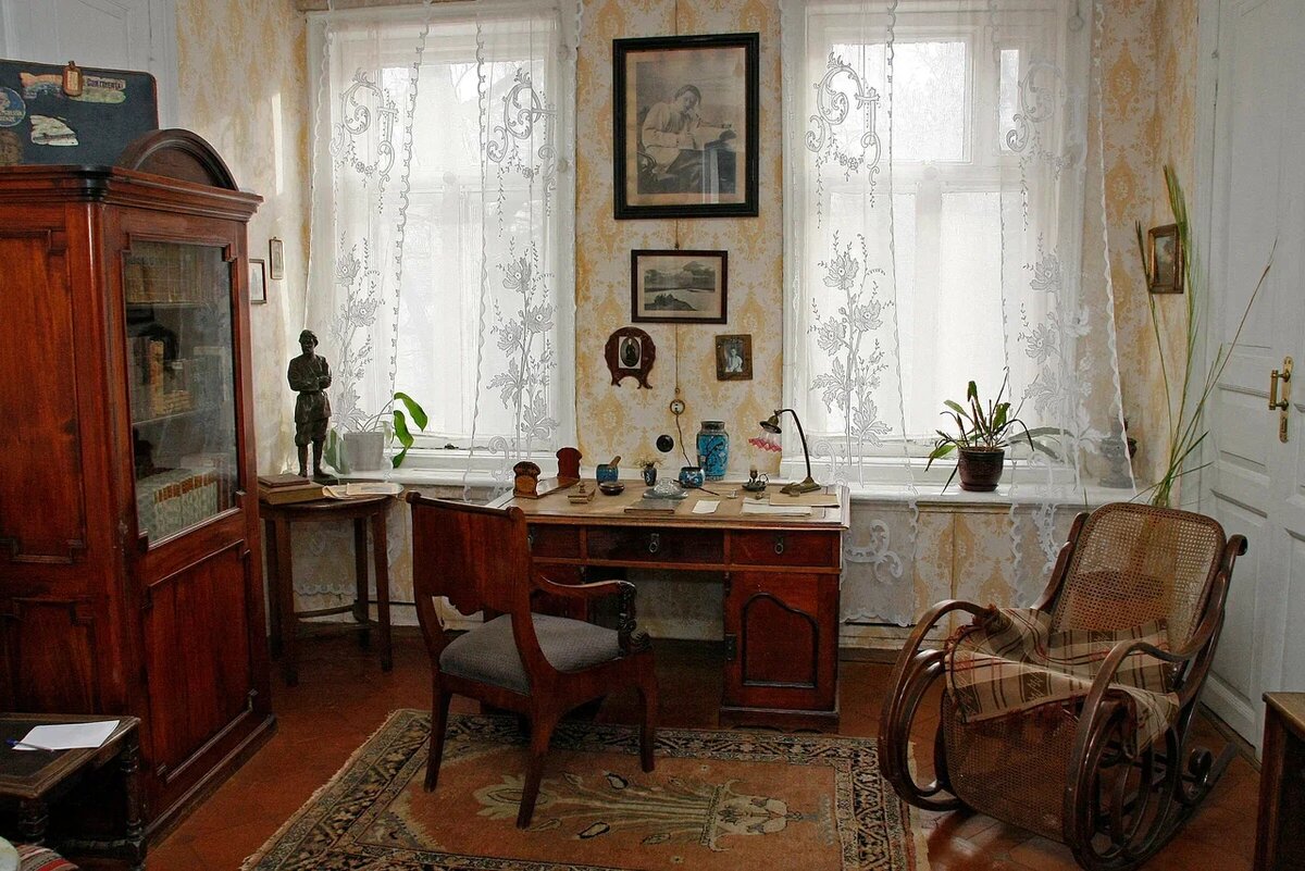 Обстановка в последней нижегородской квартире семьи Пешковых