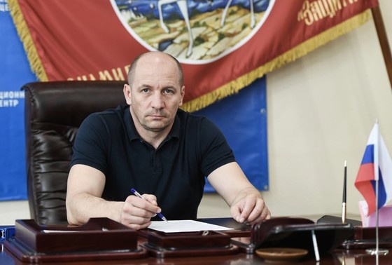    Эдуард Сеновоз