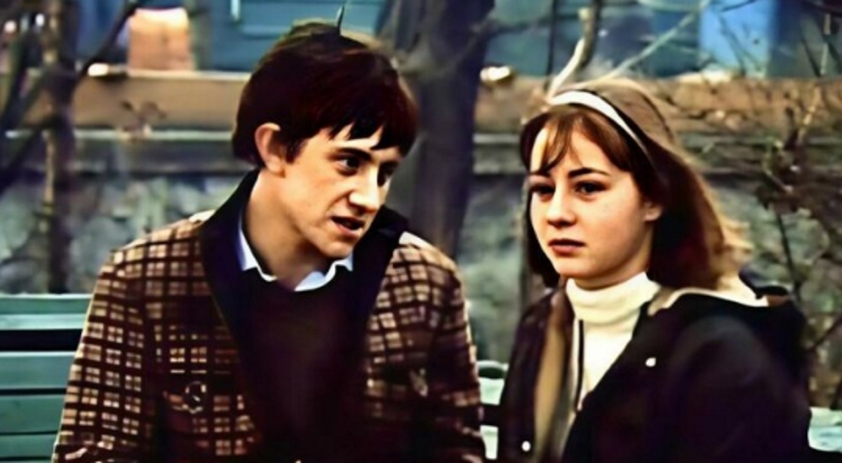 Вячеслав Баранов и Евгения Добровольская. Фото: кадр из фильма «Клетка для канареек»